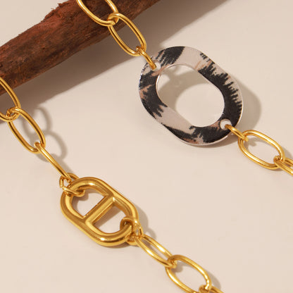 Collier Long Doré Pendentif Motif Léopard