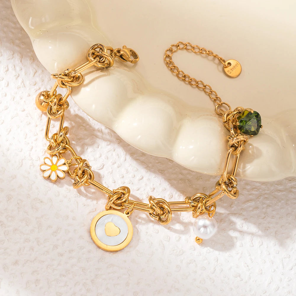 Bracelet Doré avec Pendentif Fleur, Perles & Zircons