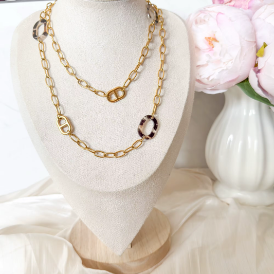 Collier Long Doré Pendentif Motif Léopard